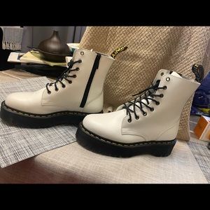 DR. MARTEN JADON SMOOTH LEATHER PLATFORM BOOTS